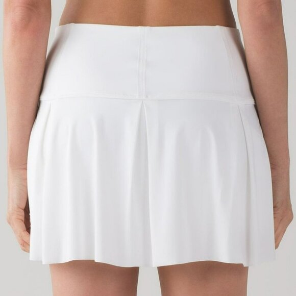 Lululemon Lost In Pace Skort Skirt White Flowy Lightweight Size 10 Regular - Picture 3 of 15